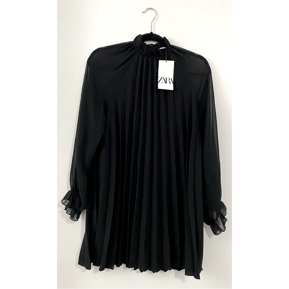 NWT Zara Black Pleated Long Sleeve Dress Size XS LBD - Picture 1 of 6